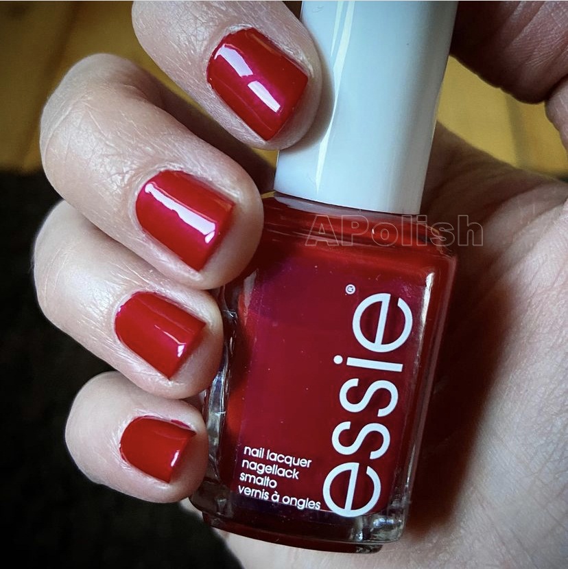 Essie not red-y for bed ES490 指甲油